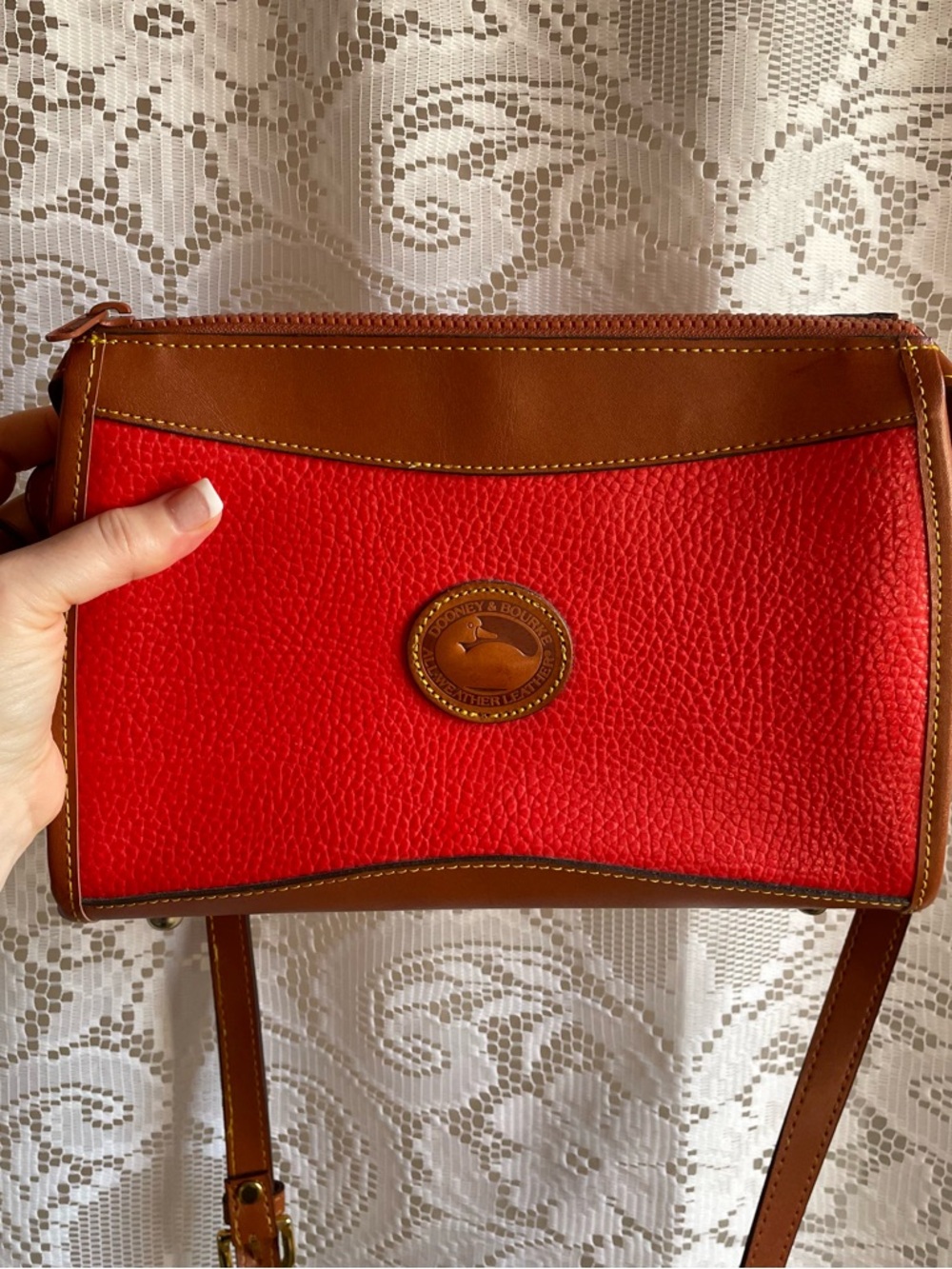 Dooney & Bourke Look Alike Red Pebbled Leather Crossbody Bag - Picture 2 of 16